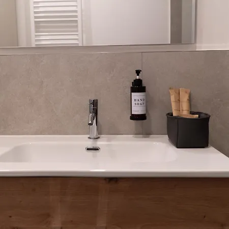 Reuetta - Elegant And In Apartment Genoa