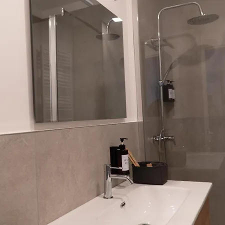 Apartment Reuetta - Elegant And In