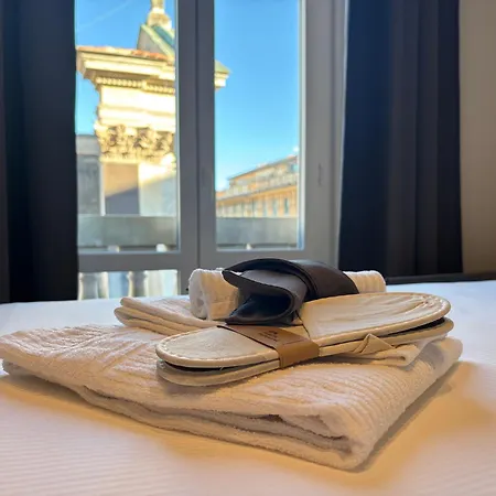 Reuetta - Elegant And In *